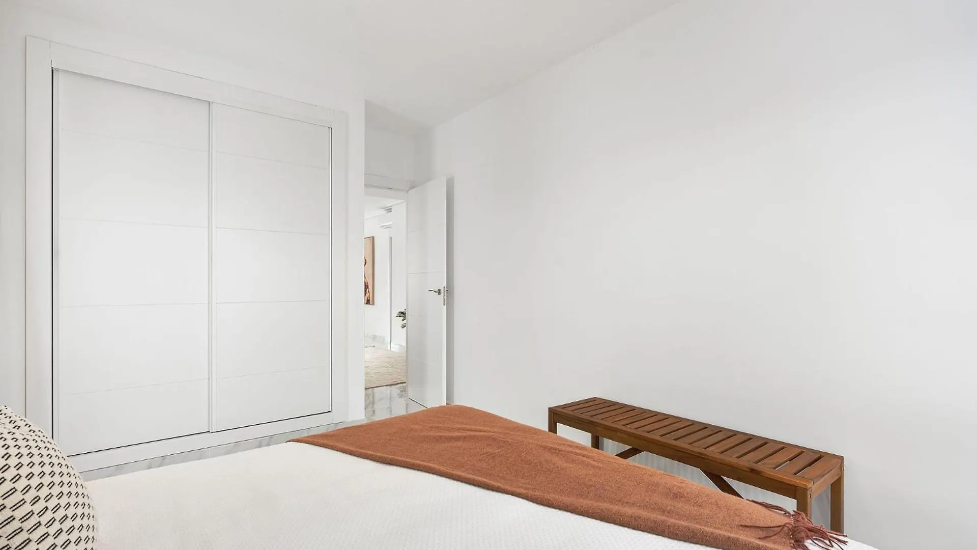 La Maestranza - Luxury Renovated Apartment Марбелья