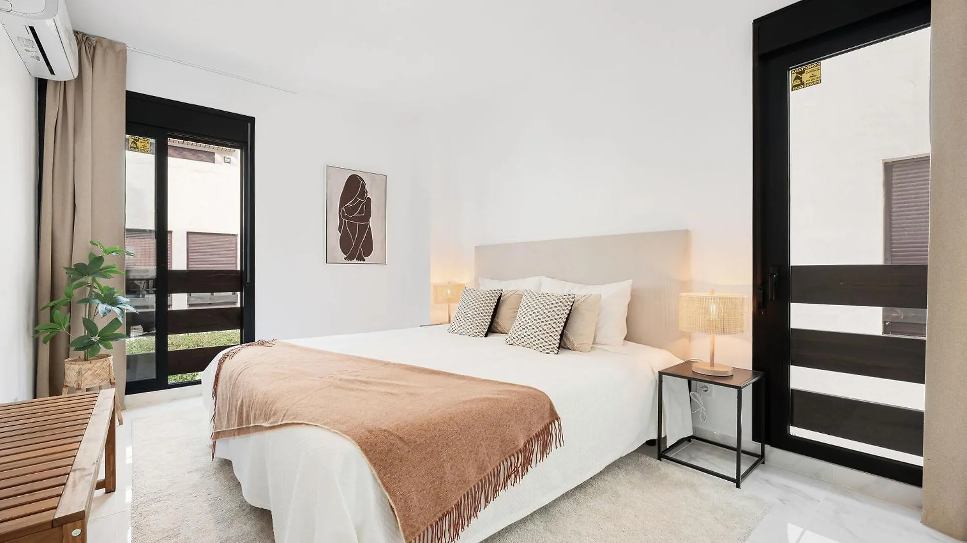 La Maestranza - Luxury Renovated Apartment Марбелья 0*,  Испания